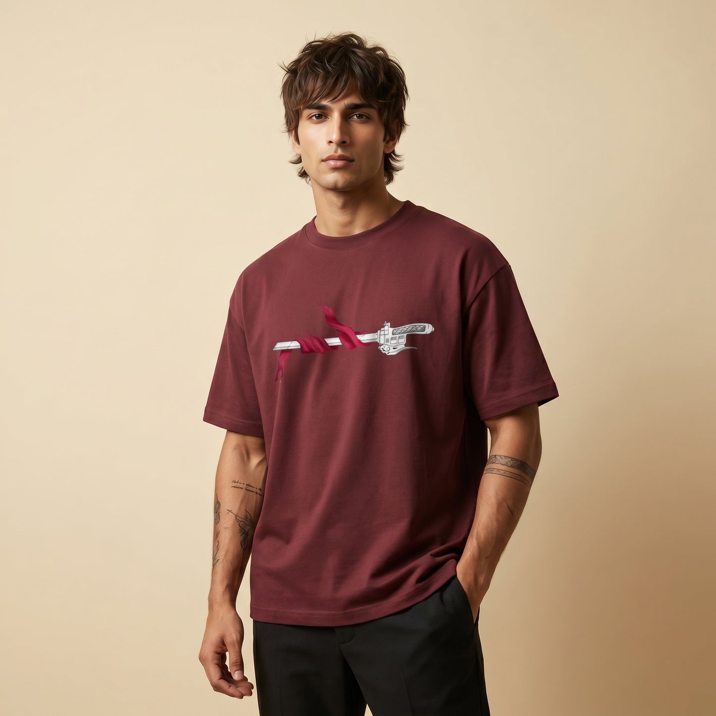 BEEKULT Blade Graphic Oversized T-Shirt – Maroon
