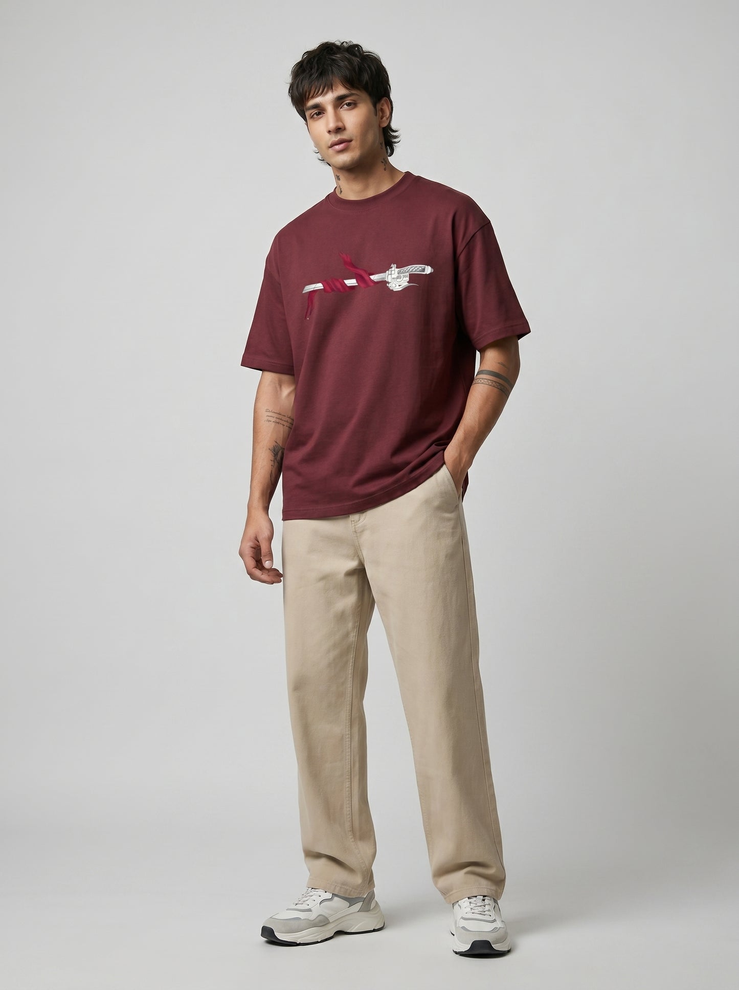 BEEKULT Blade Graphic Oversized T-Shirt – Maroon